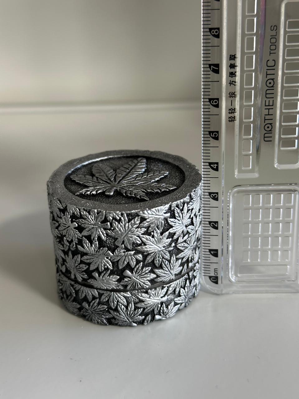 Metal Grinder Dreamliner (Box of 12)